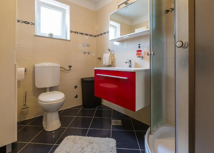 Kuca Ujdenica Grižane