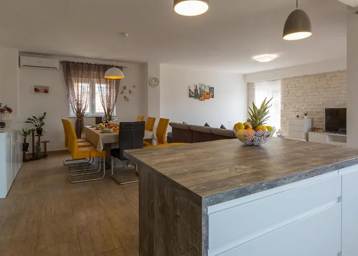 Casa de Férias Kuca Ujdenica Grižane