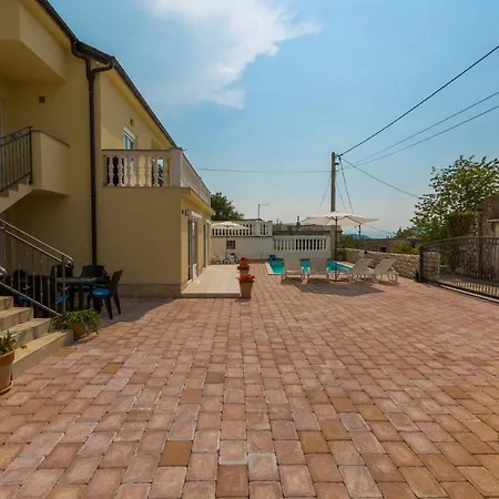 Kuca Ujdenica Hébergement de vacances
